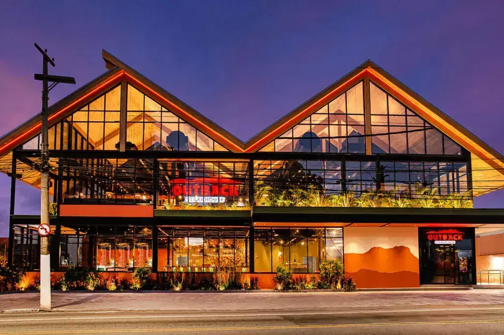 Projeto Outback Heitor Penteado em madeira engenheirada Urbem